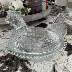 Vintage Indiana Glass Hen on Nest  Dish – Clear Glass Candy Dish - Like New